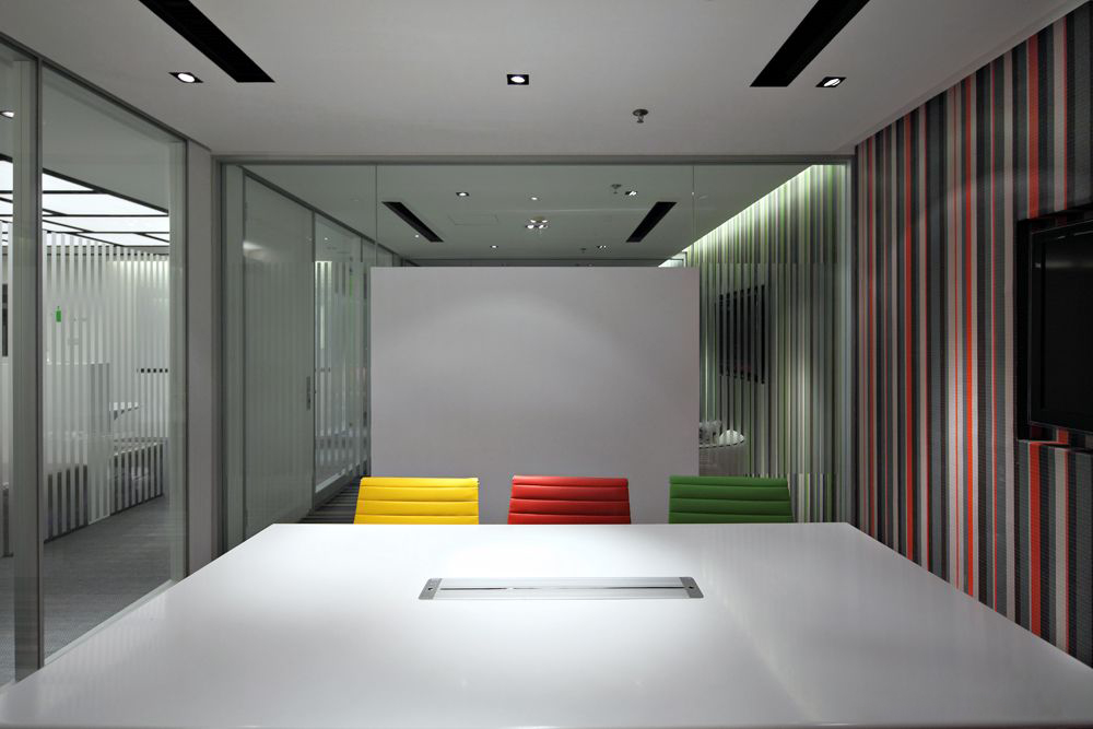 上海商務(wù)中心辦公室裝修設(shè)計(jì)-第9張圖片-上海古都建筑設(shè)計(jì)集團(tuán) 上海商務(wù)中心辦公室裝修設(shè)計(jì)-第9張圖片-上海古都建筑設(shè)計(jì)集團(tuán)