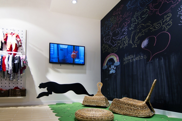 青浦區(qū)時尚童裝店裝修設(shè)計-第5張圖片-上海古都建筑設(shè)計集團(tuán) 青浦區(qū)時尚童裝店裝修設(shè)計-第5張圖片-上海古都建筑設(shè)計集團(tuán)