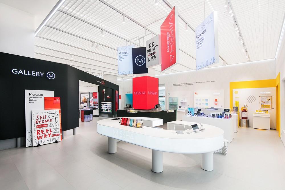 極簡風(fēng)格化妝品店裝修設(shè)計-第4張圖片-上海古都建筑設(shè)計集團 極簡風(fēng)格化妝品店裝修設(shè)計-第4張圖片-上海古都建筑設(shè)計集團