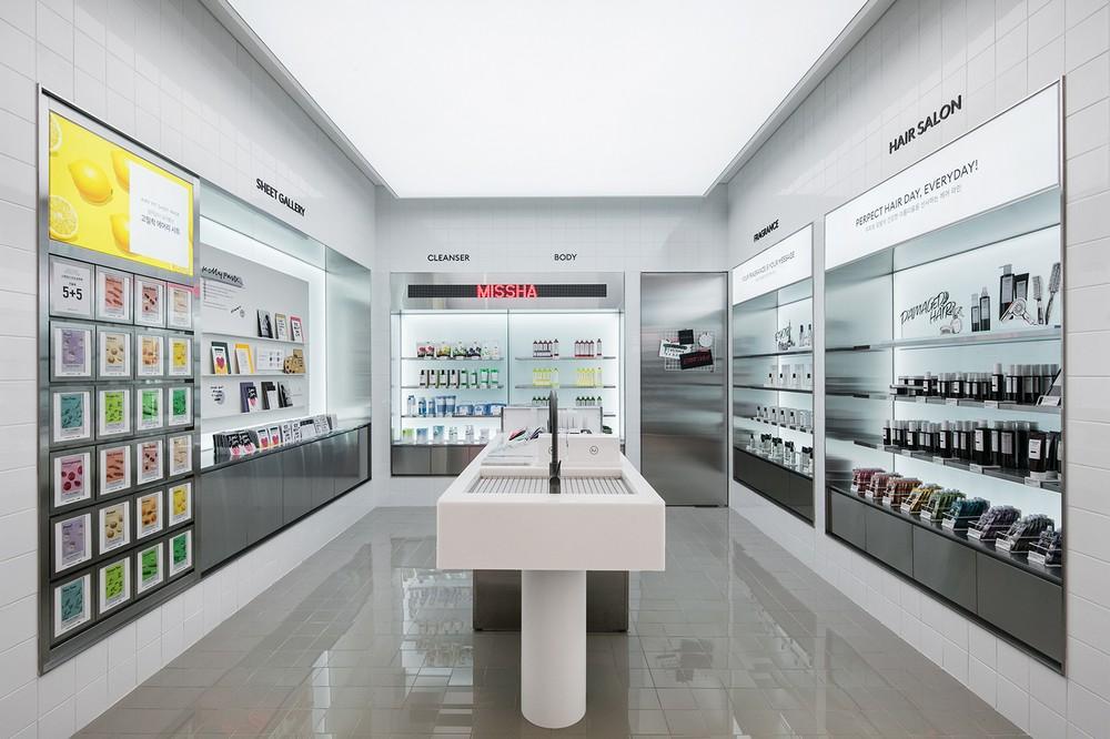 極簡風(fēng)格化妝品店裝修設(shè)計-第1張圖片-上海古都建筑設(shè)計集團 極簡風(fēng)格化妝品店裝修設(shè)計-第1張圖片-上海古都建筑設(shè)計集團