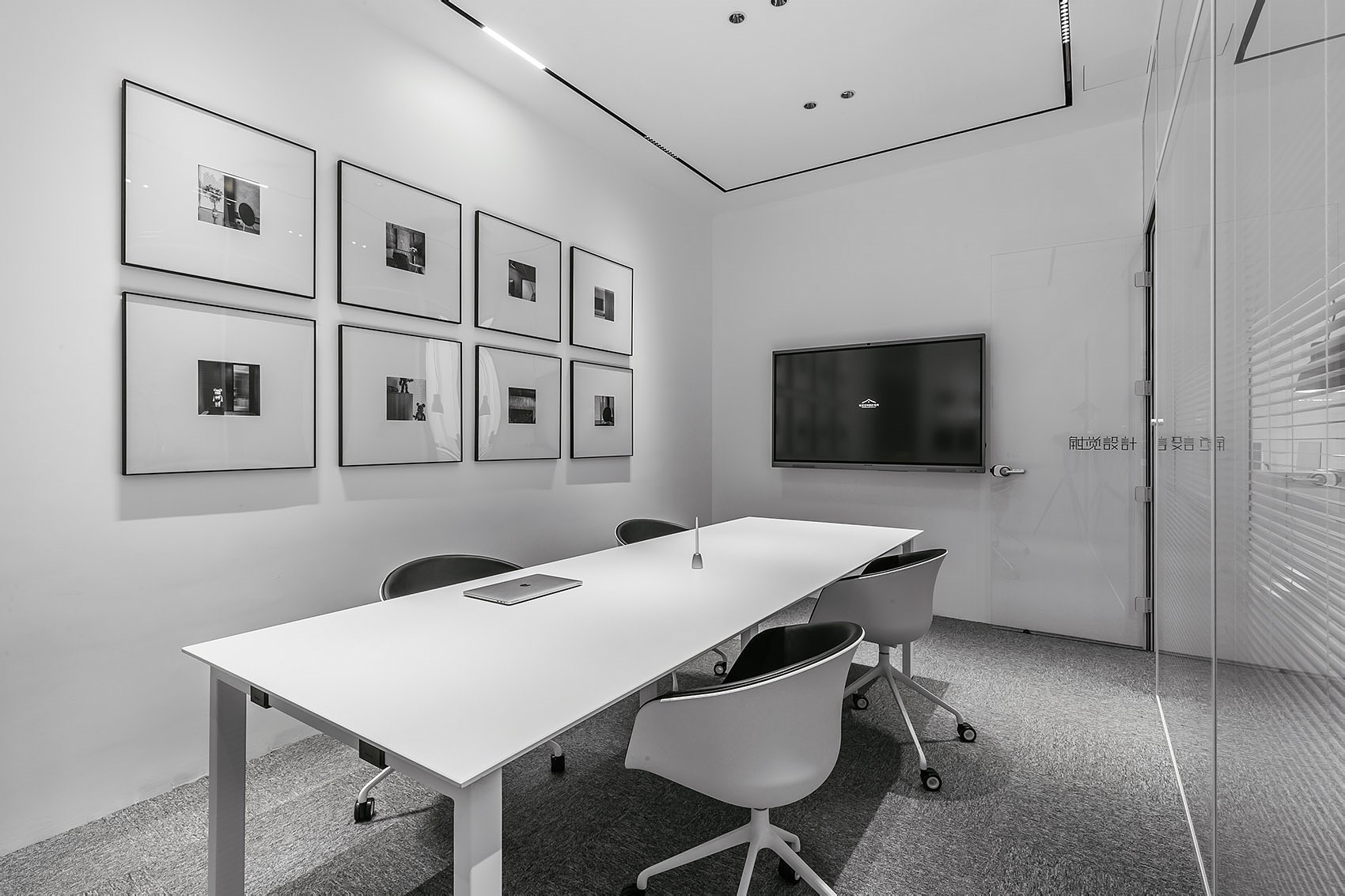 極簡-高端辦公室設(shè)計裝修圖片-第4張圖片-上海古都建筑設(shè)計集團 極簡-高端辦公室設(shè)計裝修圖片-第4張圖片-上海古都建筑設(shè)計集團